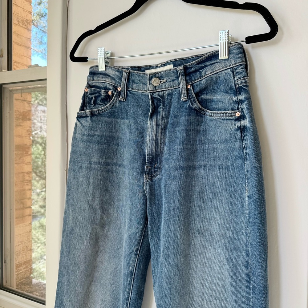 MOTHER Superior The Dodger Skimp Cuffed Jeans Medium Blue 24 - Picture 6 of 14